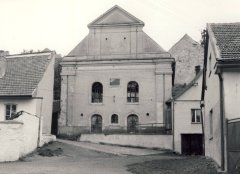 starší foto synagogy
