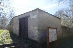 pohled zepředu zprava
