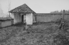 márnice s vstupní brankou