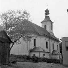 starší foto kostela