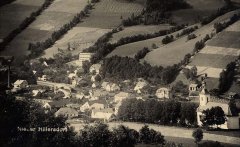 starší foto kostela (vpravo)
