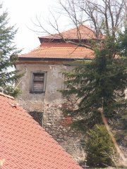 pohled zleva