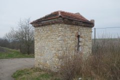 pohled zezadu zleva