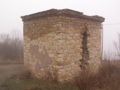 pohled zezadu zleva
