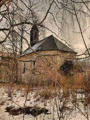 náhrobek na hřbitově