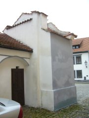 pohled zezadu zleva