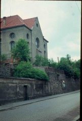 pohled zepředu zleva