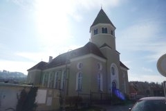 pohled zezadu zprava