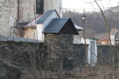 kaple křížové cesty zezadu zprava