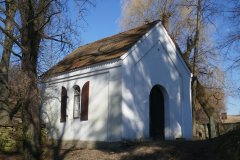 pohled zezadu zprava