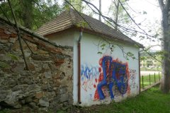 pohled zezadu zleva