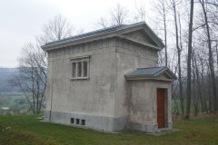 pohled zezadu zprava