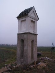 pohled zezadu zleva