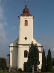 průčelí kostela