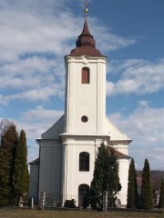 průčelí kostela