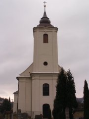 průčelí kostela