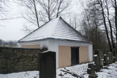 pohled zezadu zprava