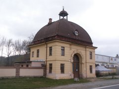 pohled zepředu zleva
