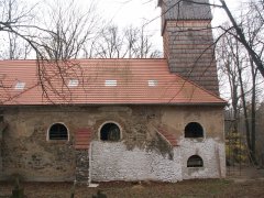 pohled zleva