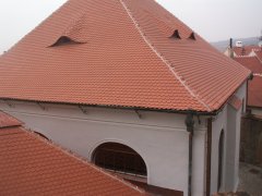pohled zezadu zleva