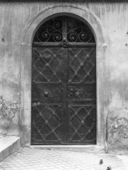 starší foto synagogy - uliční portál