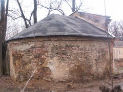 pohled zezadu zleva