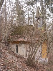 pohled zleva