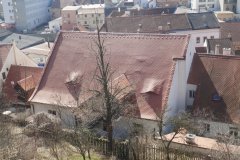pohled zezadu zleva