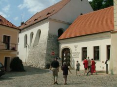 synagoga po obnově