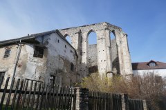 torzo bývalého kostela