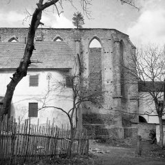 torzo lodi kostela