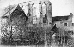 torzo lodi kostela