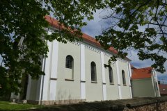pohled zepředu zprava
