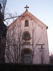 průčelí kostela