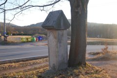pohled zezadu zprava