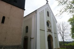pohled zezadu zleva