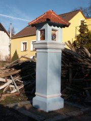 pohled zezadu zprava