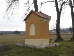 pohled zezadu zleva