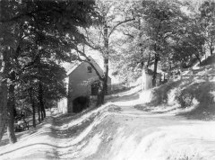 historické foto kaple (vpravo)