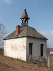 pohled zezadu zleva
