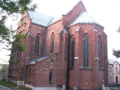 pohled zezadu zprava