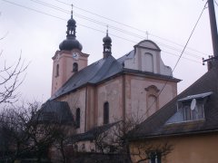 pohled zezadu zprava