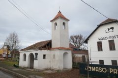 pohled zepředu zleva