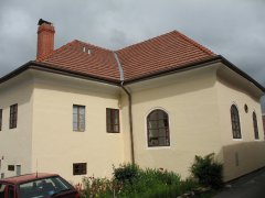 synagoga s rabínským domem