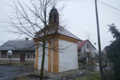 pohled zezadu zprava