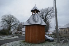 pohled zezadu zprava