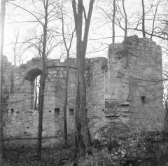 starší foto torza kaple