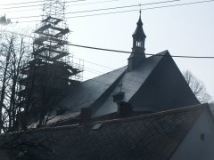 pohled zezadu zprava