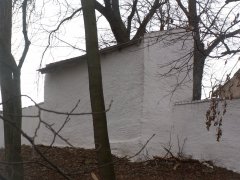 pohled zezadu zleva