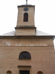 průčelí kostela